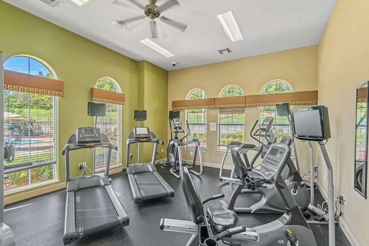 River Valley Flats - Photo 7 of 10