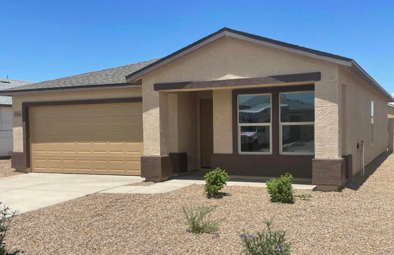 251 S Picacho Heights Rd - Photo 2 of 18