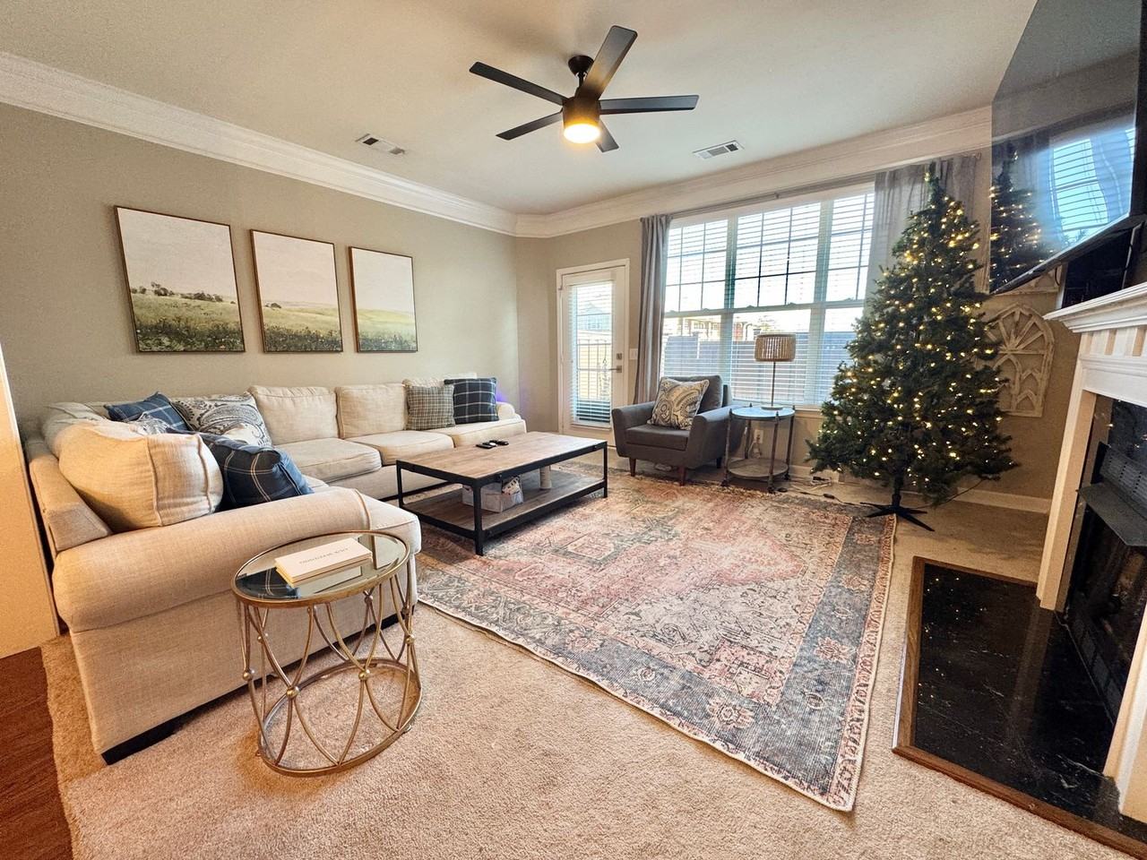 2216 Knowles Ave - Photo 3 of 35