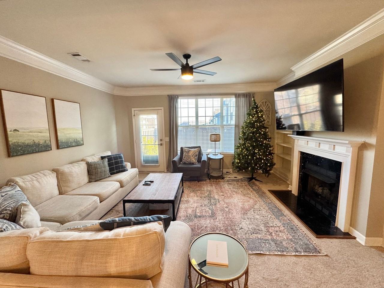 2216 Knowles Ave - Photo 4 of 35