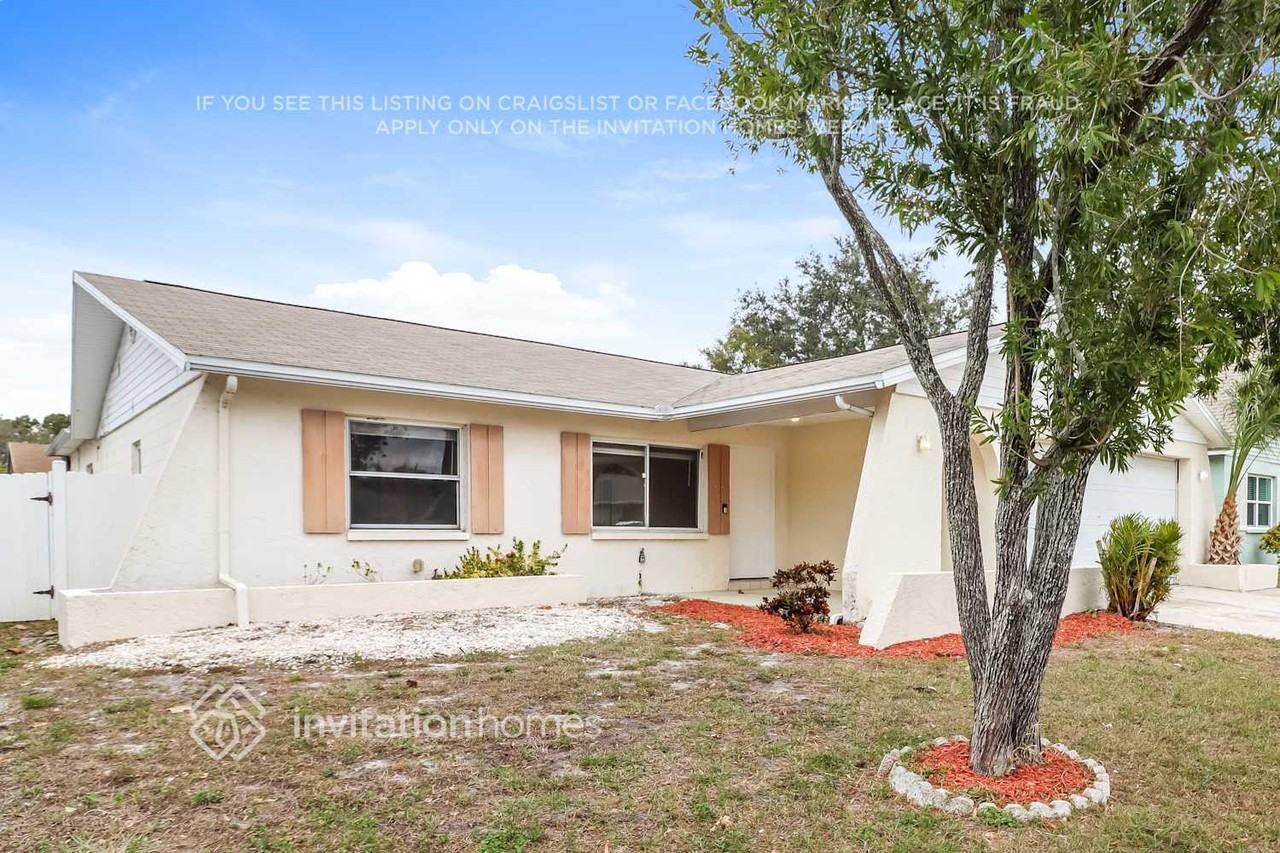 12810 129th Ter - Photo 3 of 17