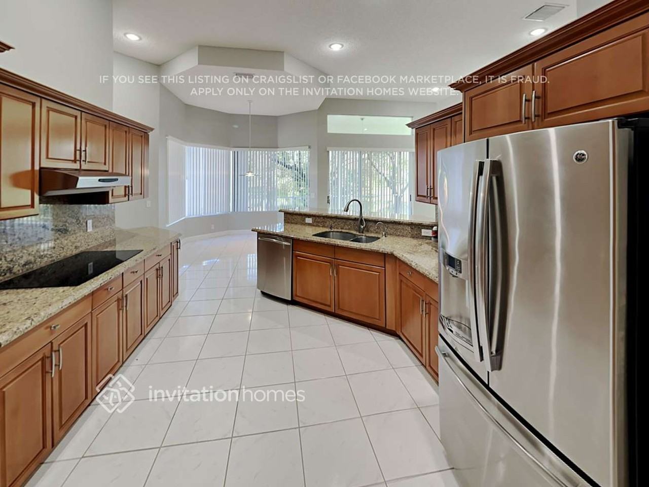 5077 Nw 104th Ave - Photo 7 of 23