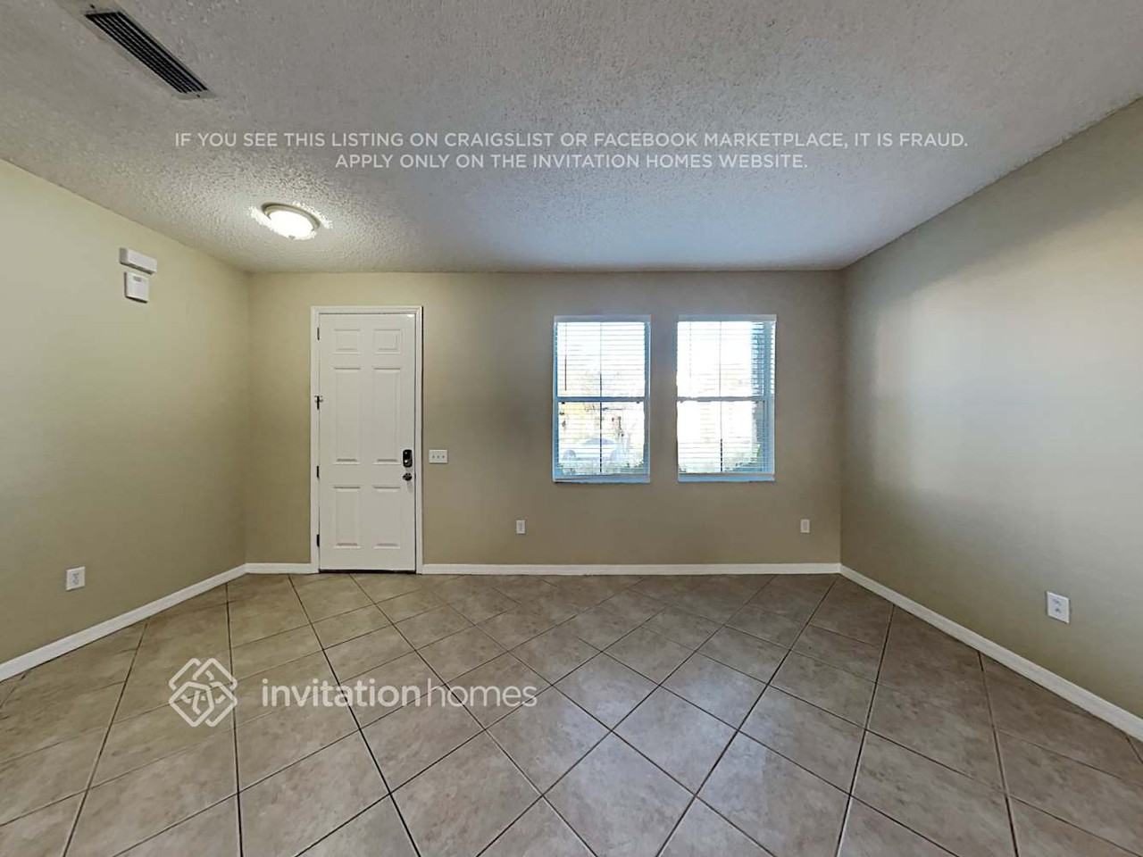 1516 Blue Sky Way - Photo 4 of 20
