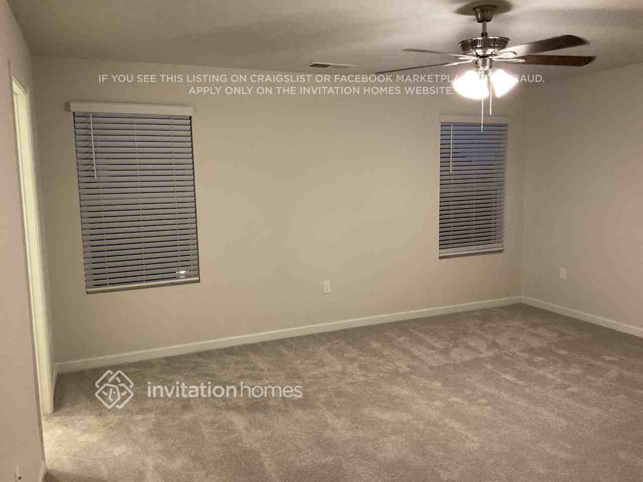 5088 Mifford Dr - Photo 6 of 11