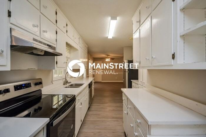 4801 Cedar Brook Dr Se - Photo 7 of 16