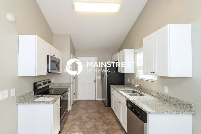 1826 Killarney Dr Sw - Photo 5 of 15