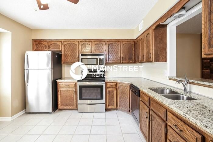 16317 Mckinley St - Photo 6 of 17