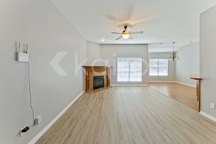 Se 21st St - Photo 4 of 20