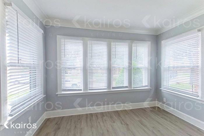 8622 S Justine St - Photo 4 of 23