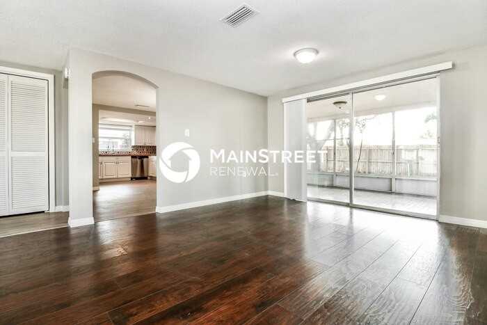 9025 Collage Ln - Photo 4 of 16