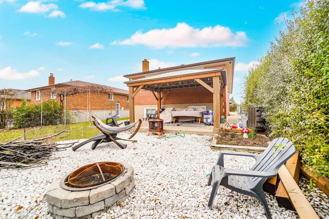 95 Stanley Road - Photo 4 of 28