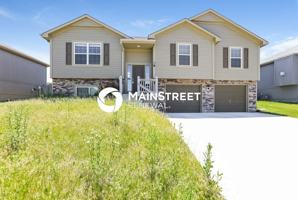 featured image of 1405 Nw High View Dr