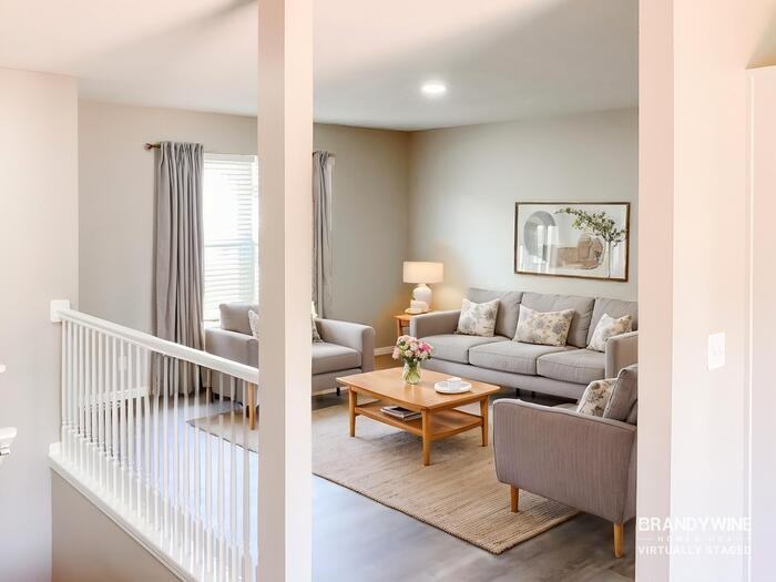 18619 Woodruff St - Photo 4 of 22