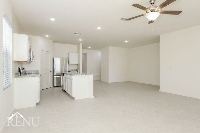 35326 W San Capistrano Ave - Photo 6 of 19