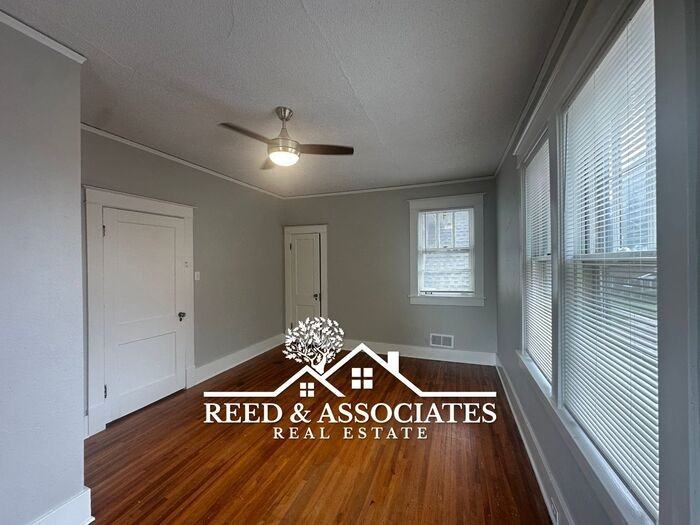 855 N Willett St #101 - Photo 7 of 14