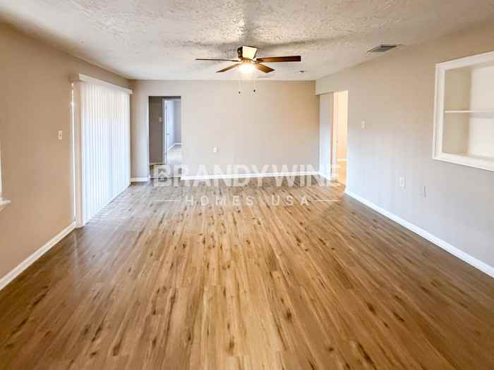 4230 Tom Skinner Way - Photo 5 of 20