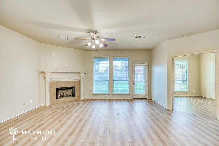 8318 Terrace Brook Dr - Photo 5 of 13