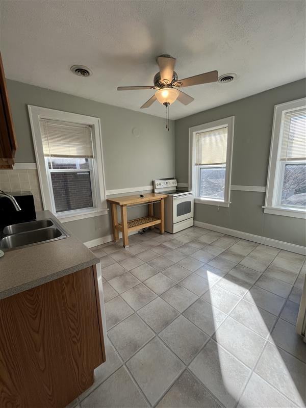 5436 Lisette Ave #2F - Photo 6 of 14