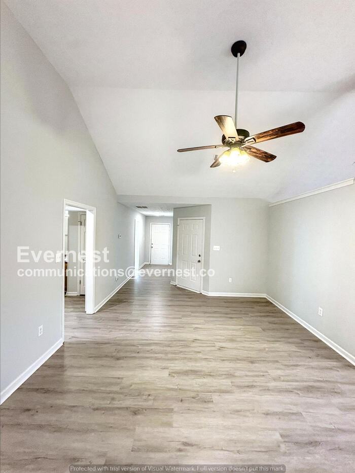 254 Bridgeport Ln - Photo 4 of 16