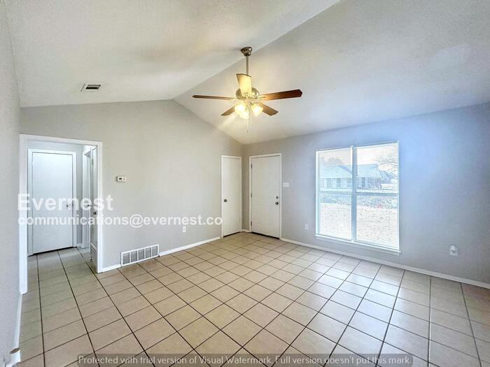 6270 Jamestown Ave - Photo 2 of 31