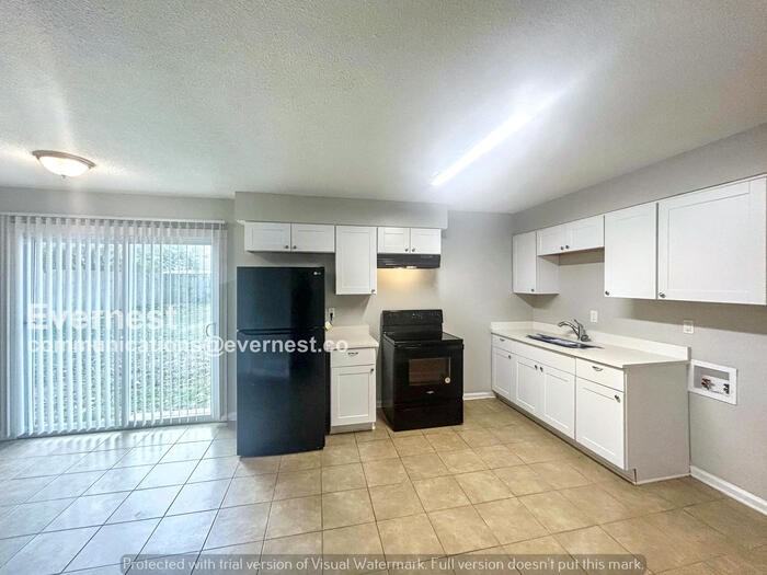 2645 Eastbrook Dr - Photo 3 of 21