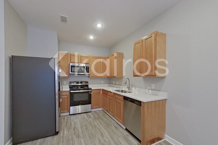 10103 W 20th St #A - Photo 7 of 21