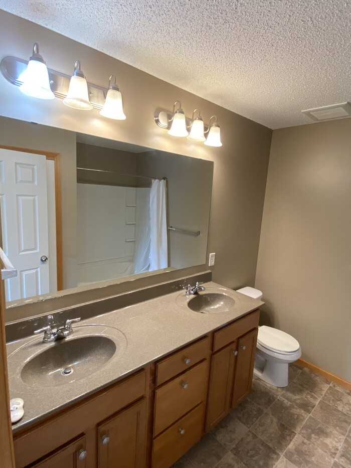 3407 Hazel Trl #B - Photo 3 of 18