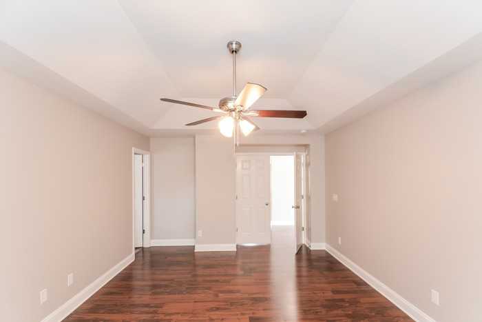 Elizabeth Dr - Photo 7 of 16