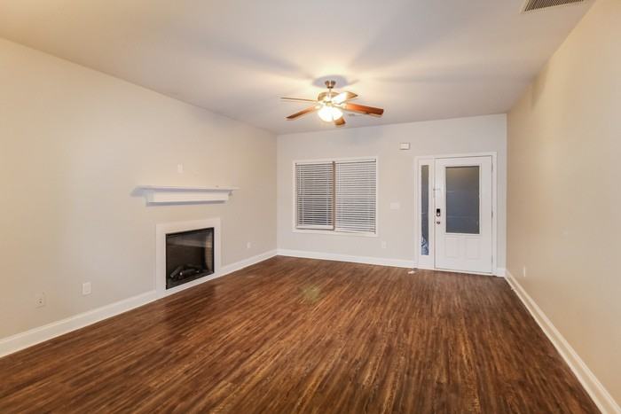 1006 Allegiance Dr - Photo 6 of 18