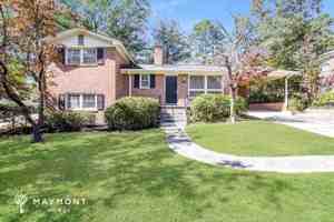 featured image of 1700 Inglewood Dr