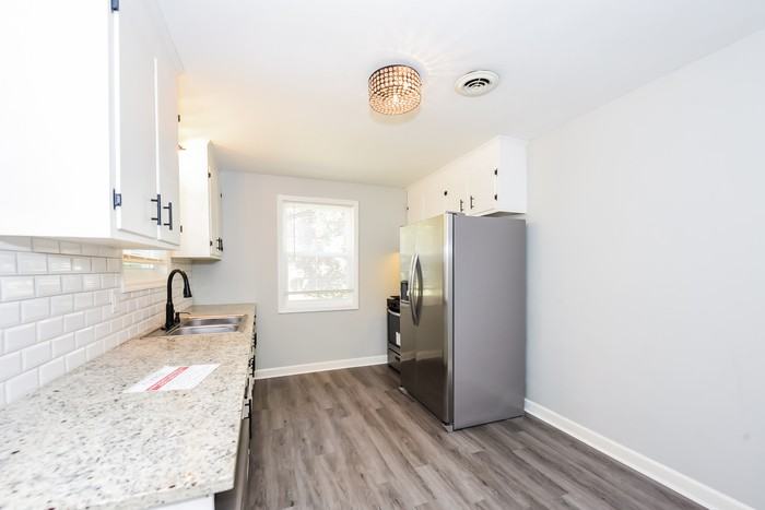 434 Mockernut Ln - Photo 5 of 12