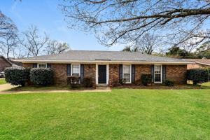 featured image of 3928 Croydon Rd