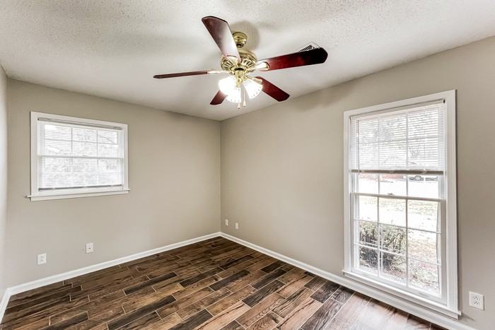 3928 Croydon Rd - Photo 7 of 11