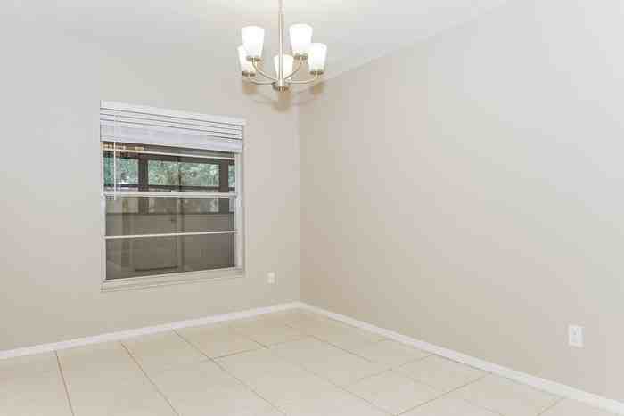 2315 Bay Leaf Dr - Photo 5 of 16