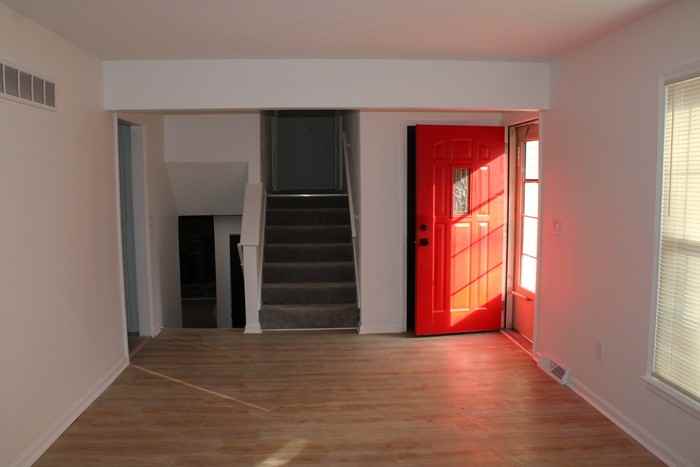 11910 W 67th Ter - Photo 4 of 26