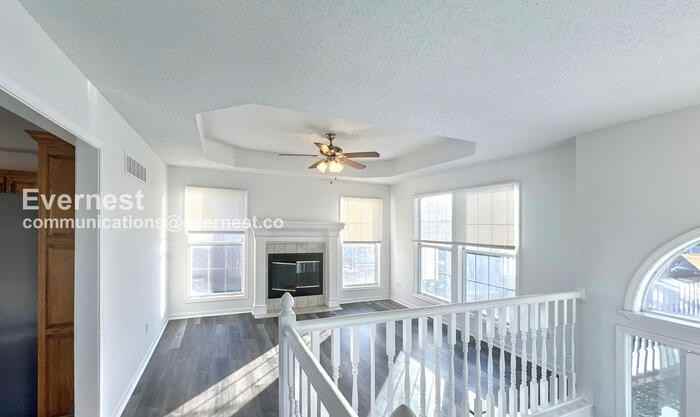 1403 Rolling Dr - Photo 6 of 34