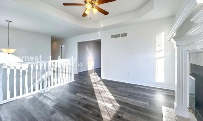 1403 Rolling Dr - Photo 7 of 34