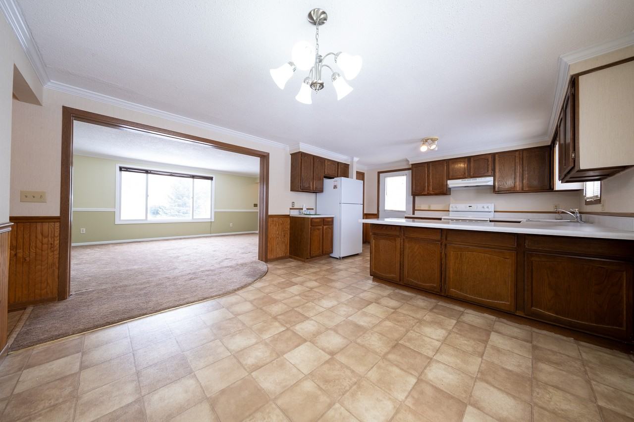 408 Edgar Pl #1 - Photo 5 of 35