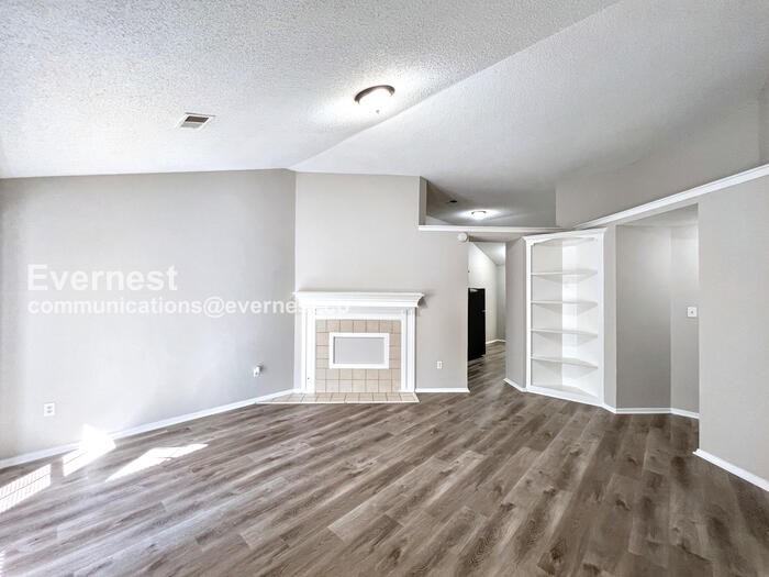 7594 Iris Dr - Photo 6 of 19