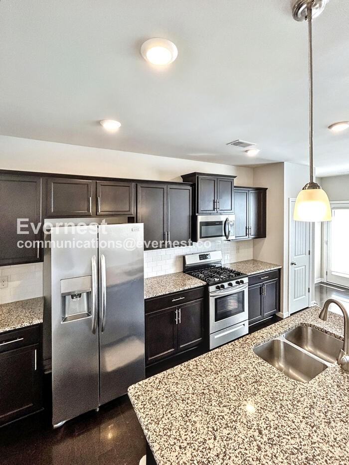 4152 Grapevine Loop - Photo 2 of 23