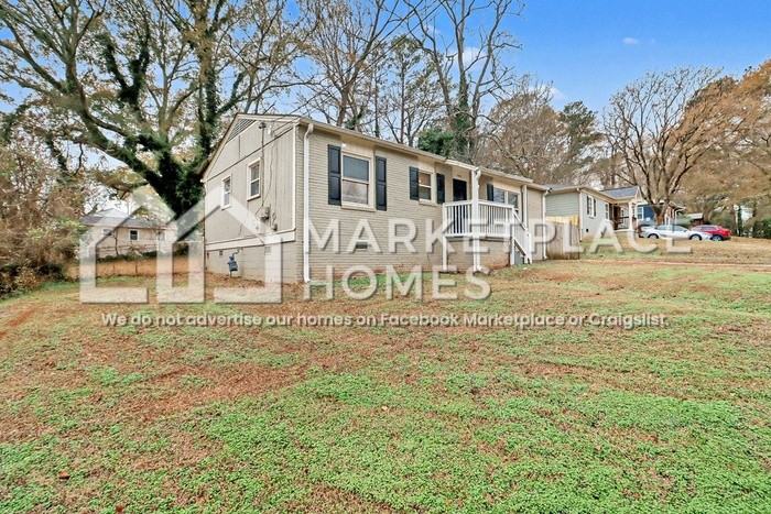 939 Redford Dr Se - Photo 3 of 29