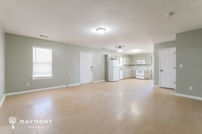 339 Spring St - Photo 5 of 12