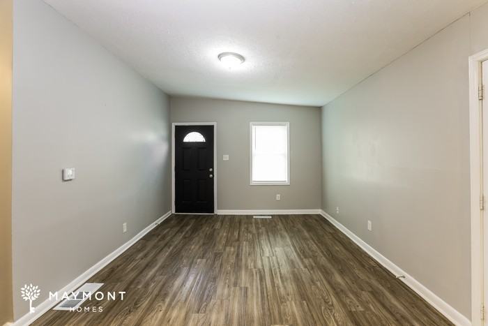 2210 Abner Pl Nw - Photo 4 of 11