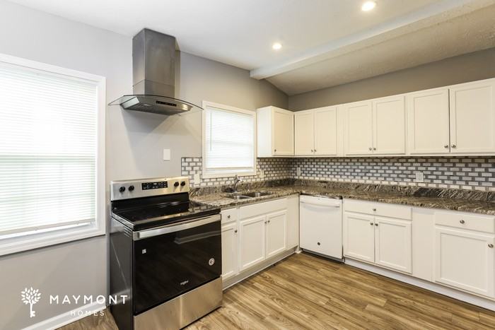 2210 Abner Pl Nw - Photo 7 of 11