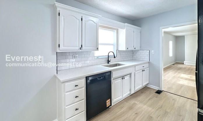 907 S Cedar Ave - Photo 3 of 21