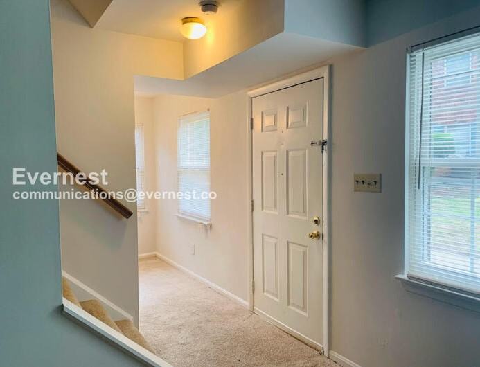 9713 Hagel Cir #B - Photo 5 of 13