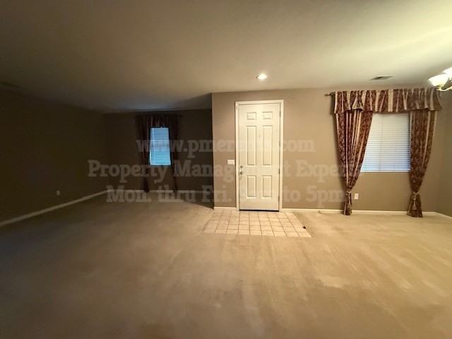 5343 Cosumnes Dr - Photo 2 of 8