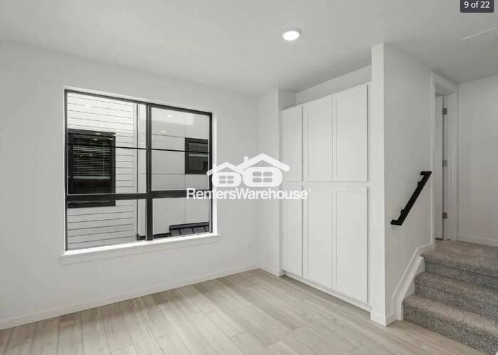 2056 S Holly St #4 - Photo 7 of 17