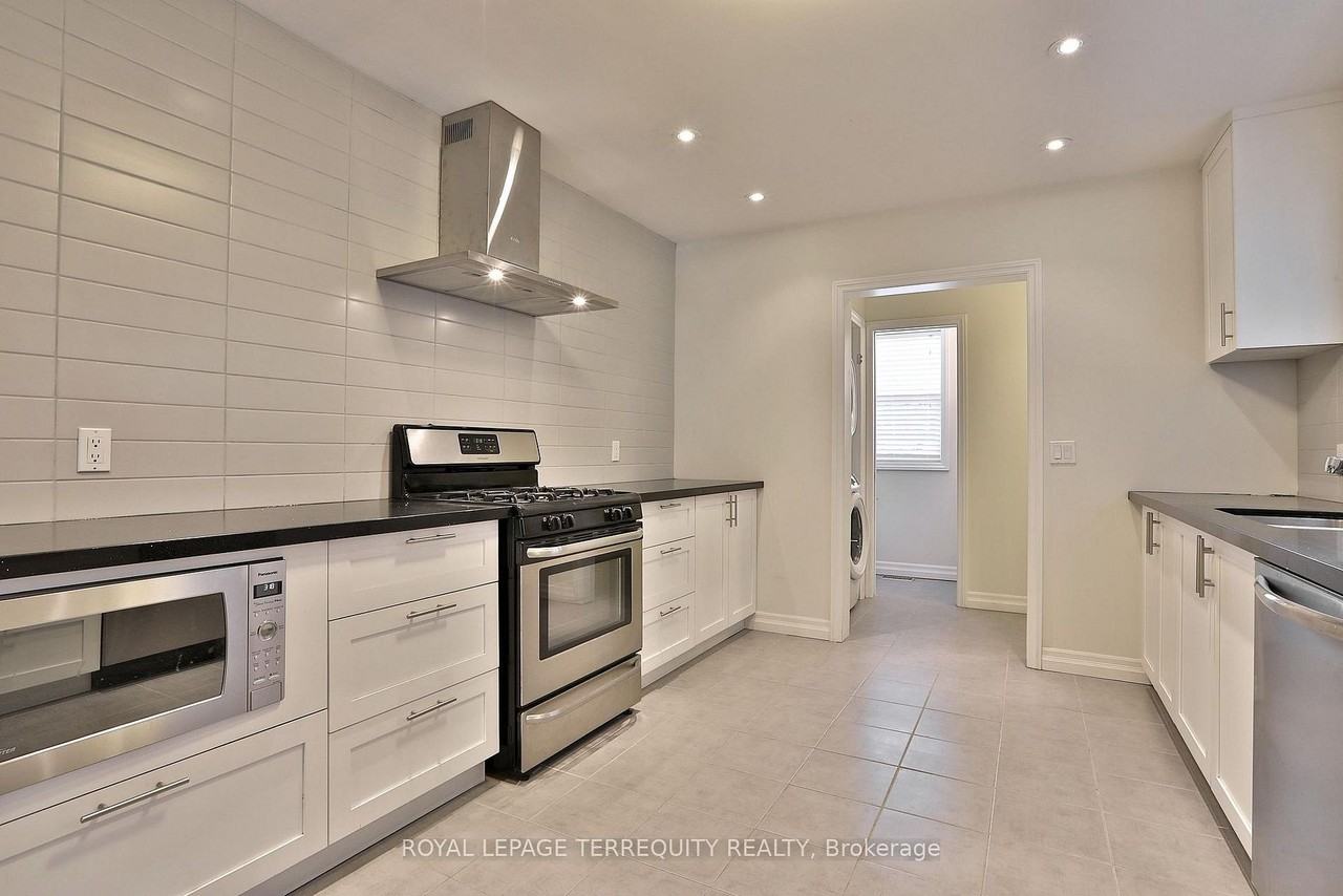 665 Crawford Street - Photo 4 of 40