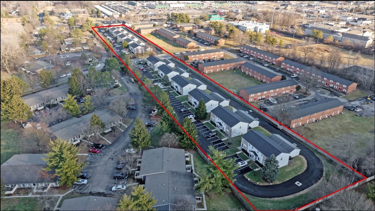 Brady Commons - Photo 3 of 10